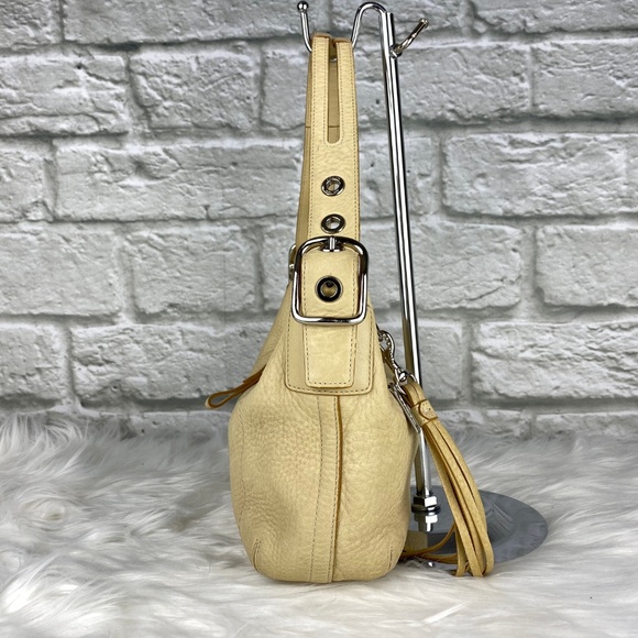 Coach Signature Soft East West Duffel - Picture 3 of 7